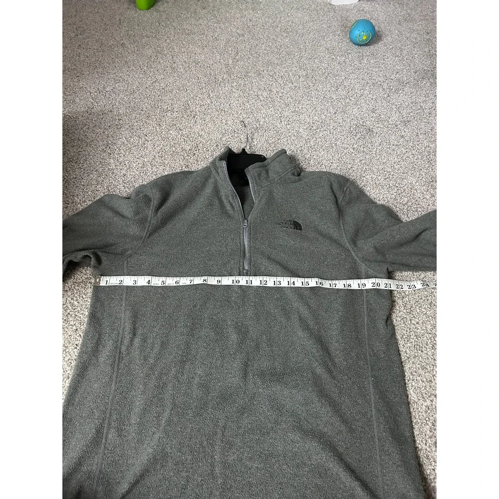 The North Face Mens Gray Quarter‎ Zip Pullover Fleece Jacket Sweater Medium